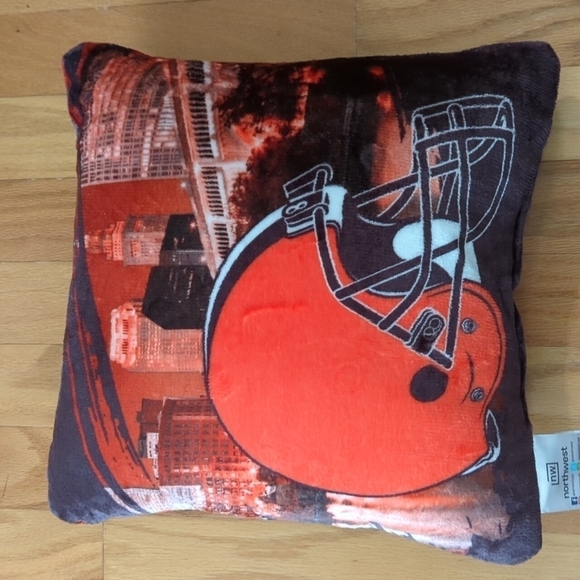 Northwest NFL Cleveland Browns Plush Throw Pillow 16.5"x16.5" New - Picture 2 of 6